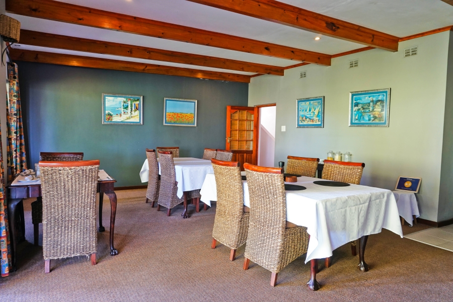 7 Bedroom Property for Sale in Nahoon Eastern Cape